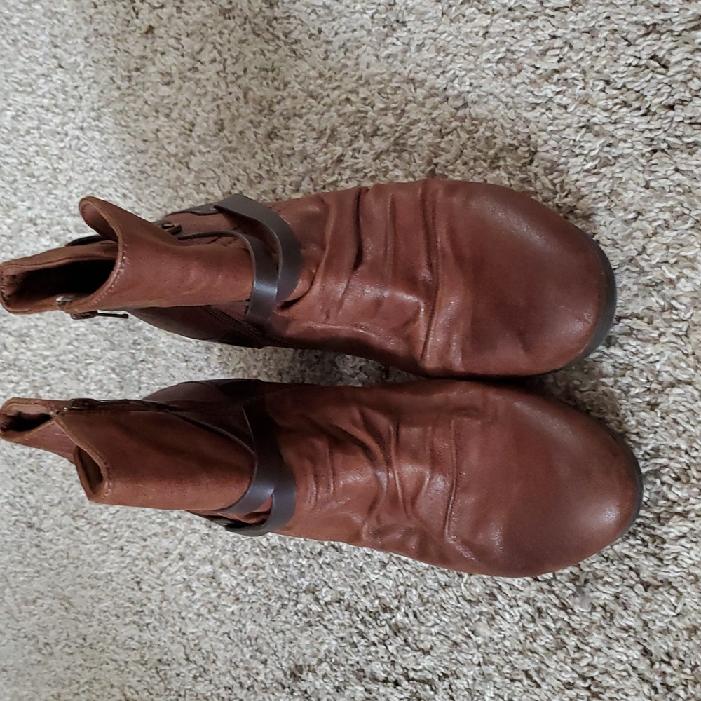 Ruched Ankle Boots - Picture 2 of 7